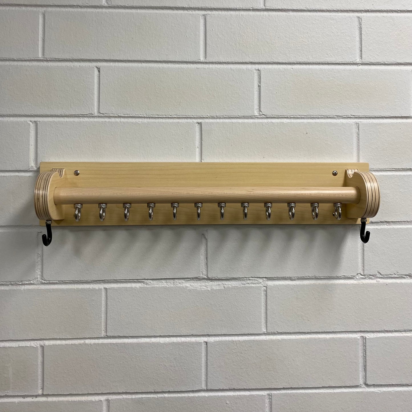 Trapeze Spring Wall Mount